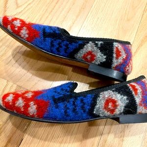 Del Toro made in Italy sweater fabric shoes. Great condition, worn only 2 times